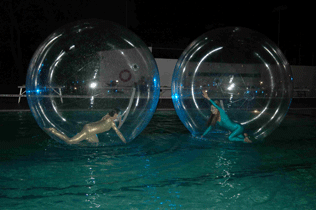 Aquatic bubble — show