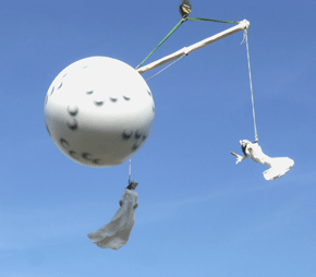 Inflatable planets lifted by crane